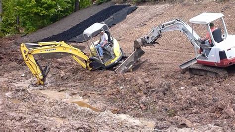 trackhoe mini diggers stuck